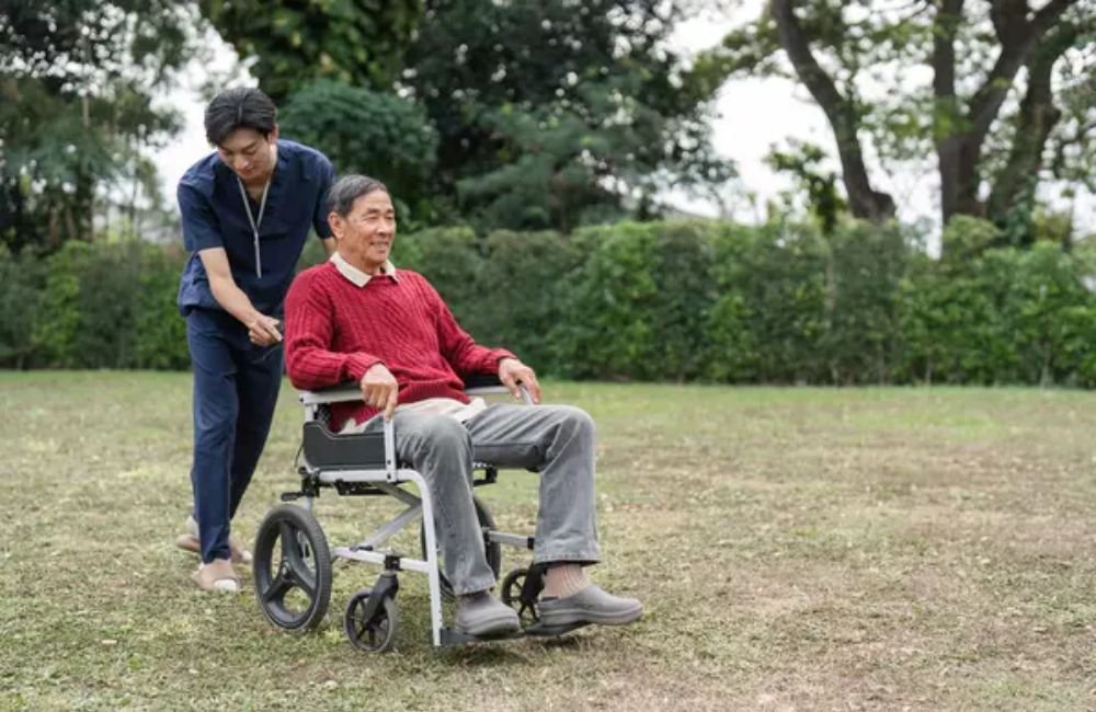 Bilingual Training Classes In Brooklyn, NY 6 Home Health Aide (HHA) Training